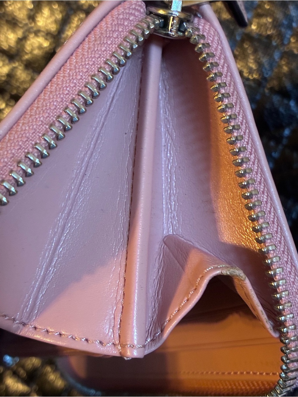 ✨ Coach Signature Canvas Wallet with Pink Trim Accordion Zip Wallet | Authentic - Picture 6 of 9